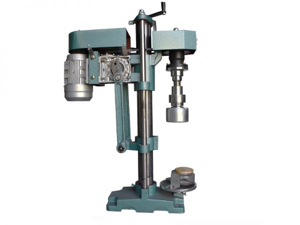 半自動三旋蓋封口機